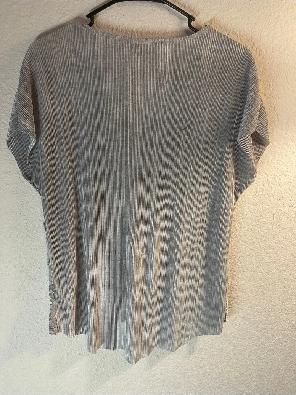 Dana Buchman Heather Gray V-Neck Twist Front Ribbed Top Size M - Picture 9 of 11